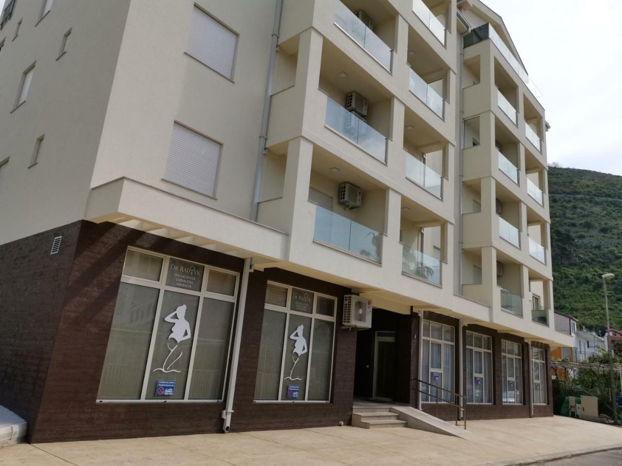 Apartman Maximus Budva Buitenkant foto